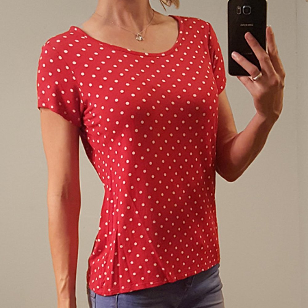 Sweet retro polka dot top with gold zipper XS
